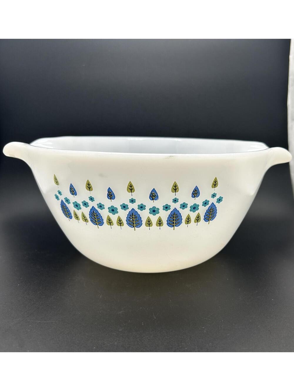 Vintage Anchor Hocking FireKing Swiss Chalet Double Spout Bowl